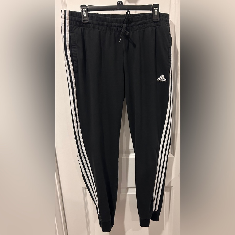 Men’s adidas joggers size XL in black